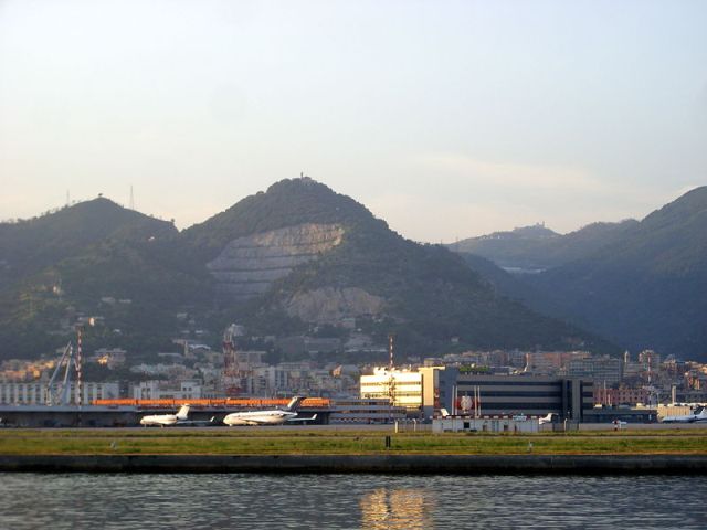 Aeroporto di Genova (GOA) Autonoleggio con autista