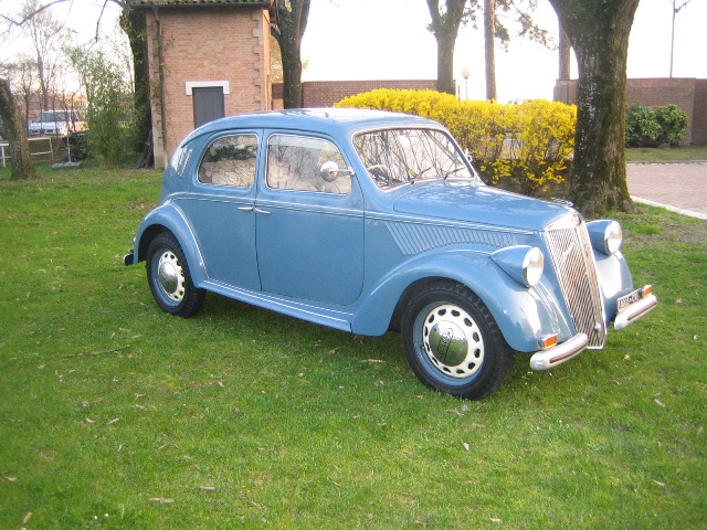 Noleggio auto d'epoca per matrimoni Lancia Ardea